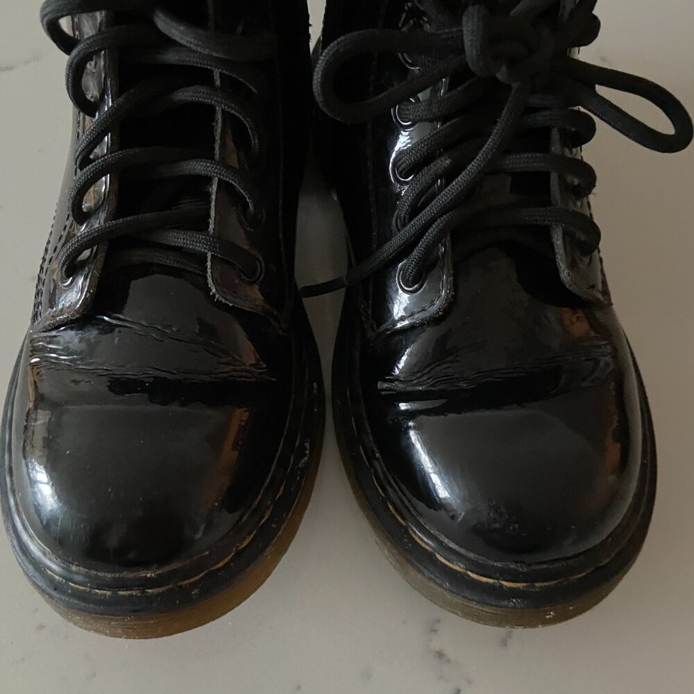 Dr. Martens JUNIOR 1460 Black Patent Leather Boots UNISEX - Picture 7 of 10